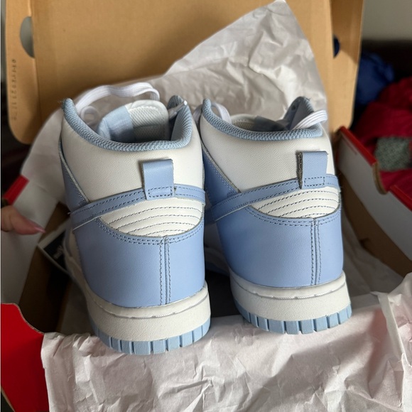 Nike High Aluminum Dunks 𩵠- Picture 5 of 8